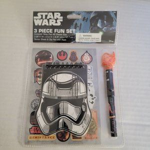 New Disney Star Wars 3 Piece Fun Set Note Pad Sticker Sheet Clip Pen with Rope